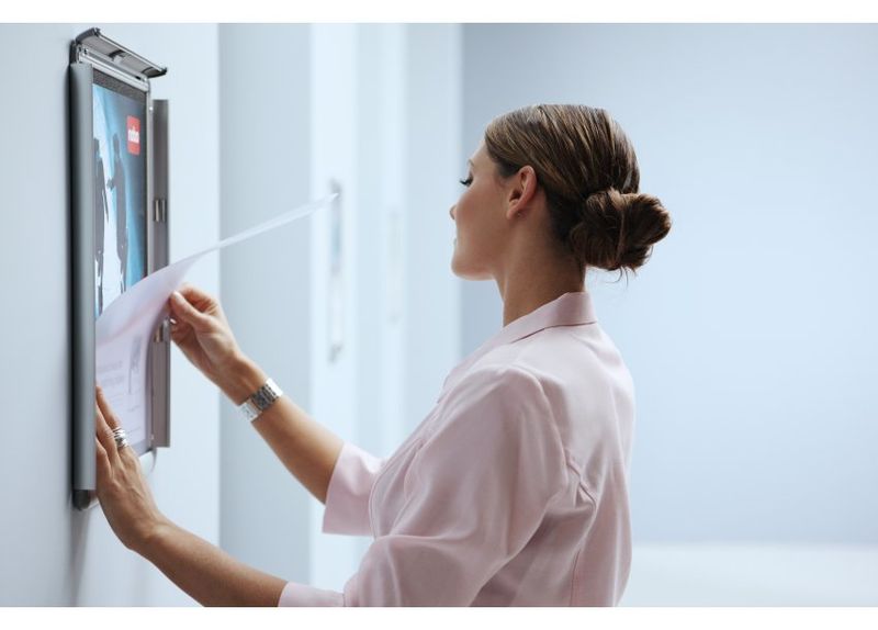 Pellicola-sostitutiva-NOBO-A2-per-supporto-poster-NOBO-A2-contenuto-in-PVC-2-pezzi--1902375-