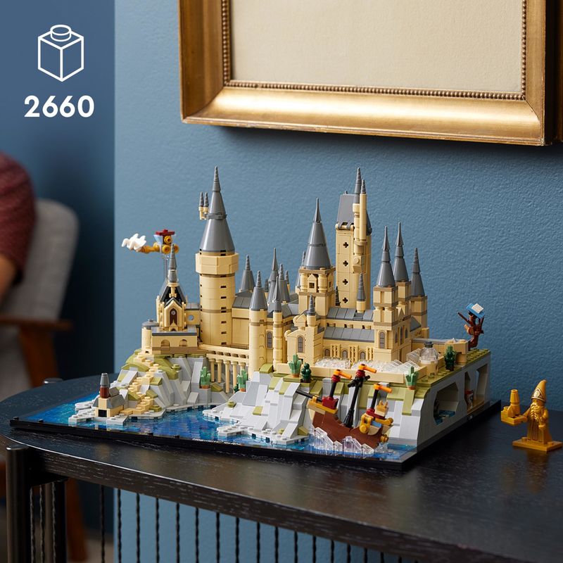 LEGO-Harry-Potter-76419-Castello-e-Parco-di-Hogwarts-Grande-Set-con-Torre-dell-Astronomia-Sala-Grande-e-Camera-dei-Segreti