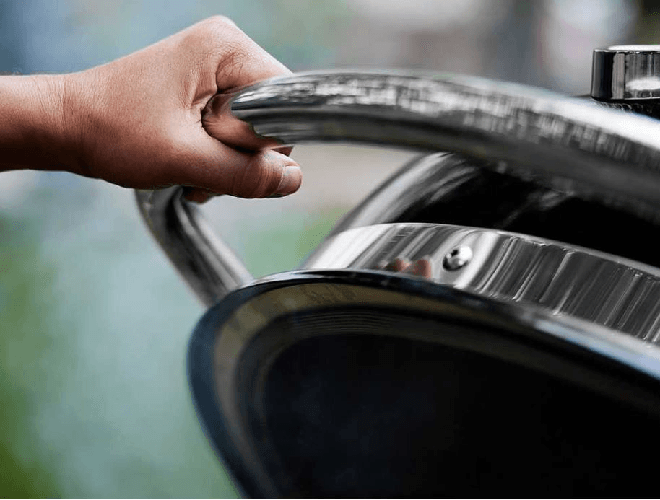 Weber-Barbecue-a-carbone-Summit-Kamado-E6