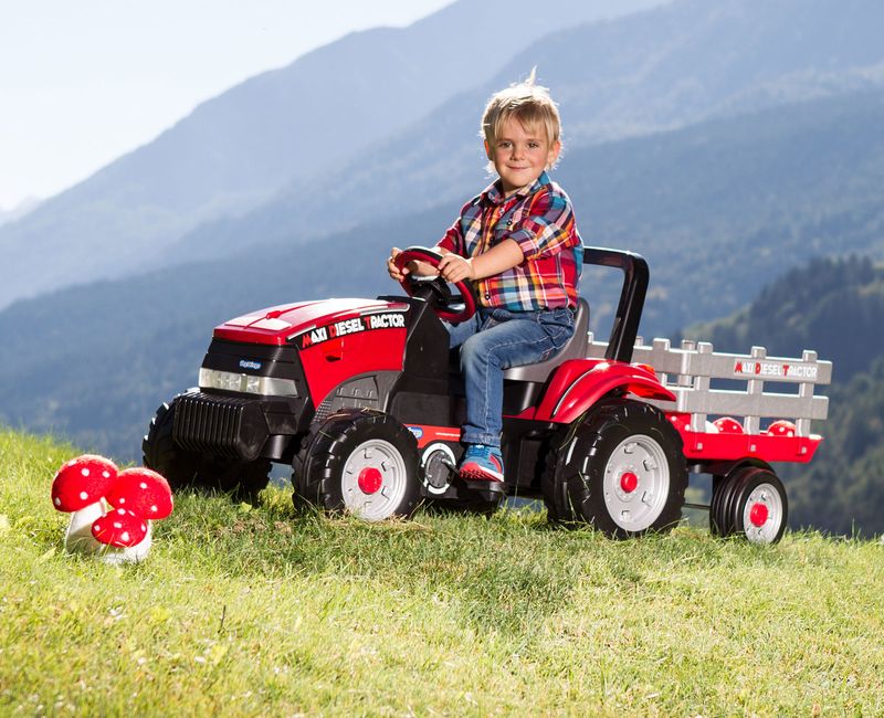 Peg-Perego-Trattore-a-Pedali-Maxi-Diesel-Tractor-con-Rimorchio