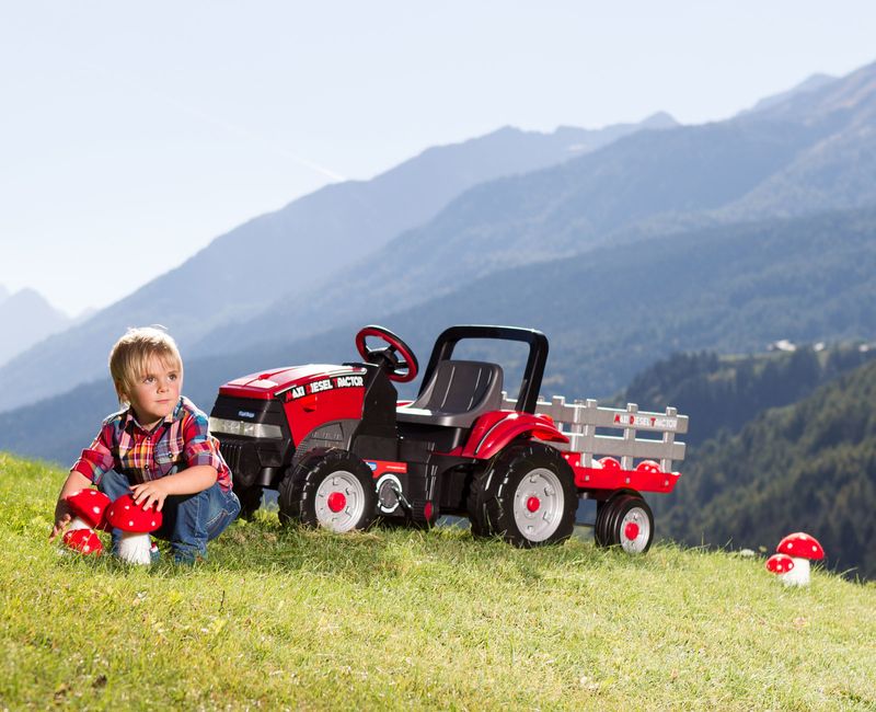 Peg-Perego-Trattore-a-Pedali-Maxi-Diesel-Tractor-con-Rimorchio