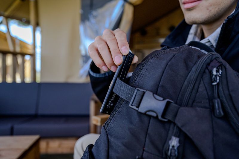 Lampada-portatile-a-batteria-Brennenstuhl-LED-PL-200-AC-200lm-con-LED-COB-e-porta-USB-C