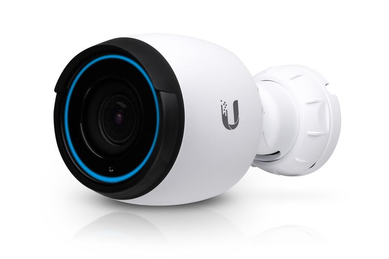 Ubiquiti-UVC-G4-PRO-telecamera-di-sorveglianza-Capocorda-Telecamera-di-sicurezza-IP-Interno-e-esterno-3840-x-2160-Pixel-Soffitto-Parete-Palo