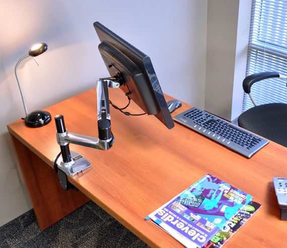 Ergotron-LX-Series-Desk-Mount-LCD-Arm-Tall-Pole-864-cm--34---Nero-Scrivania