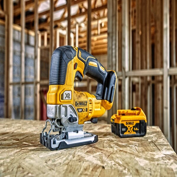 Batteria-DeWALT-Stiksav-Intet