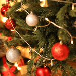 HOMCOM-Albero-di-Natale-Artificiale-da-150cm-con-440-Rami-Base-Pieghevole-e-Rimovibile