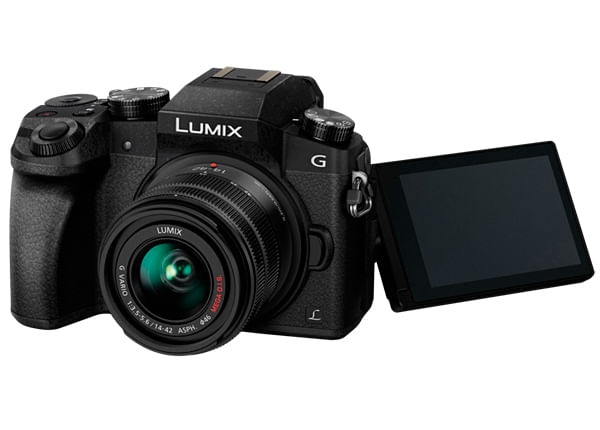 Panasonic-Lumix-DMC-G7---G-VARIO-14-42mm-MILC-16-MP-Live-MOS-4592-x-3448-Pixel-Nero