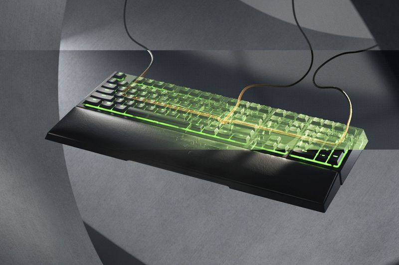 Razer-Ornata-V2-tastiera-USB-QWERTY-Italiano-Nero