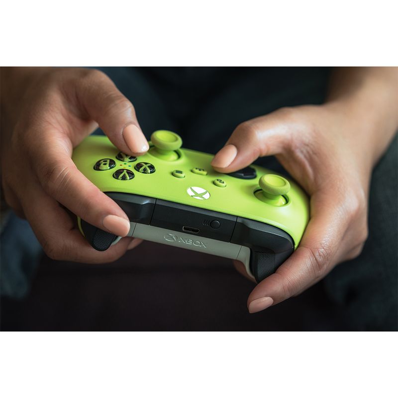 Microsoft-Wireless-Controller--Electric-Volt-