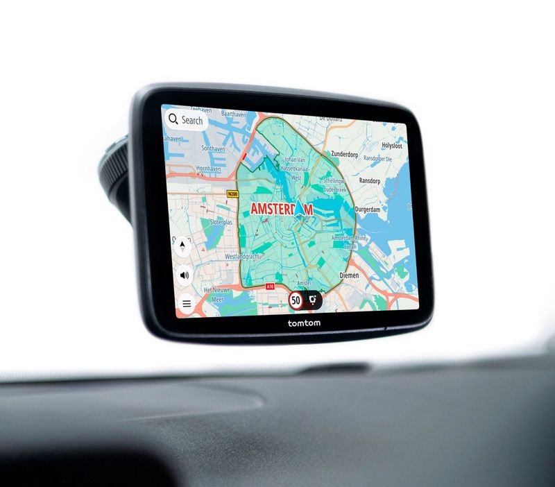 TomTom-GO-Superior-7-