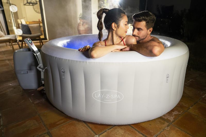 Bestway-Piscina-idromassaggio-LAY-Z-SPA-Tahiti-Airjet-gonfiabile