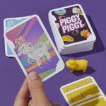 Hasbro-Gaming-Piggy-Piggy-gioco-di-carte-divertente-per-famiglie-da-2-a-6-giocatori-dai-7-anni-in-su