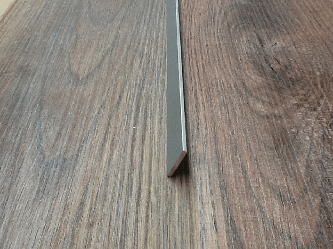 Profili in alluminio anodizzato argento piatto mm 15x2 da mt 2