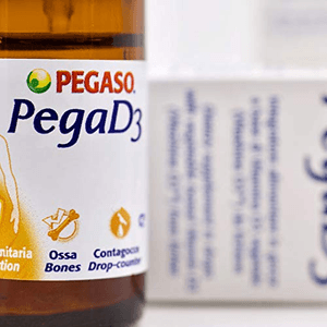 PEGAD3 - Integratore alimentare in gocce a base di Vitamina D3 vegetale da lichene che fornisce 200 UI per goccia