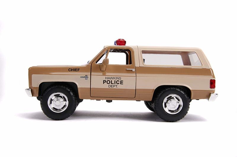 Jada-Toys-Strang-Thin-Chevy-K5-1-24