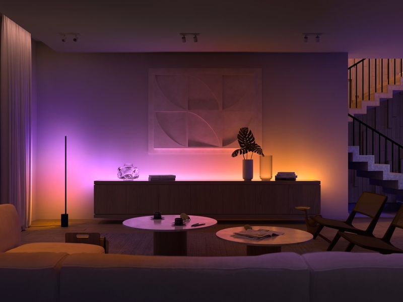 Philips-Hue-929002995001-striscia-luminosa-Striscia-led-universale-Interno-LED-100-cm