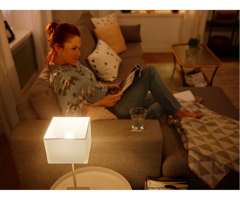 Philips-Hue-White-and-Color-ambiance-Lampadina-singola-E14