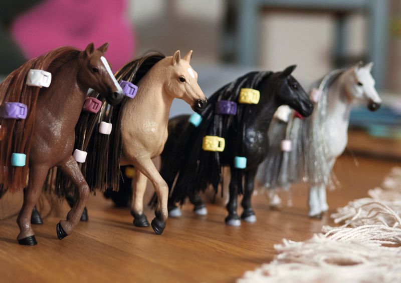 schleich-HORSE-CLUB-Sofia’s-Beauties-Jument-Andalouse---Sofia-s-Beauties