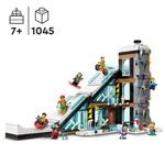 LEGO City 60366 Centro Sci e Arrampicata, Modular Building Set a 3 Livelli con Pista e 8 Minifigure