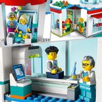 LEGO-City-Ospedale-Set-con-ambulanza-Giocattolo-ed-Elicottero-di-Soccorso