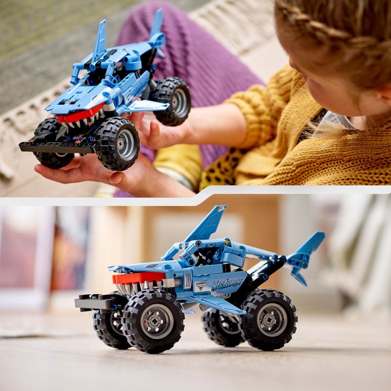 LEGO-Technic-42134-Monster-Jam-Megalodon-da-Camion-a-Macchina-Giocattolo-Low-Racer-Lusca-per-Bambini-di-7--Anni