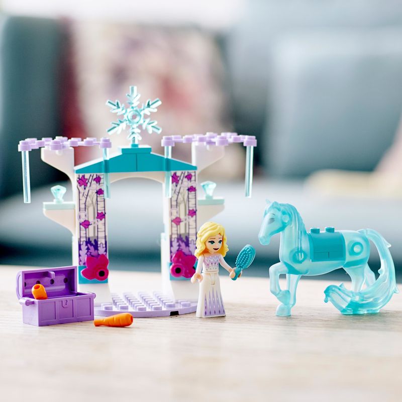 LEGO-Disney-43209-Elsa-e-La-Stalla-Di-Ghiaccio-Di-Nokk-Idea-Regalo-Bambini-di-4--Anni-Mini-Bambolina-e-Cavallo-Giocattolo