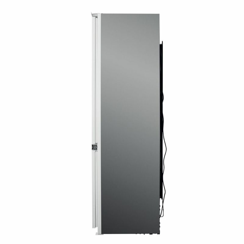 Hotpoint-frigorifero-combinato-ad-incasso-bcb-703011-e