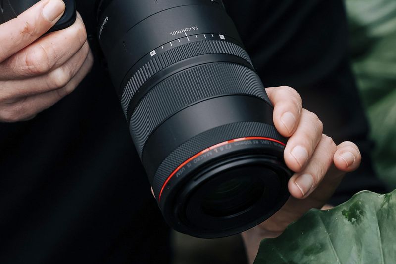 Canon-RF-100mm-F2.8-Macro-L-IS-USM---Obiettivo-Professionale