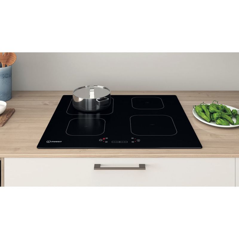 Indesit-IS-83Q60-NE-piano-cottura-Nero-Da-incasso-59-cm-A-induzione-4-Fornello-i-