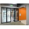 DURABLE-Espositore-da-pavimento-con-cornice-a-scatto-in-alluminio-f.to-A4