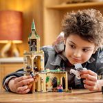 LEGO-Harry-Potter-76401-Cortile-di-Hogwarts--il-Salvataggio-di-Sirius-Castello-Giocattolo-con-Ippogrifo-Fierobecco