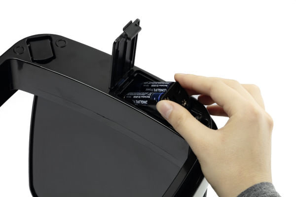 DURABLE-Cestino-con-sensore-no-touch-12L-argento-metallizzato-Durable