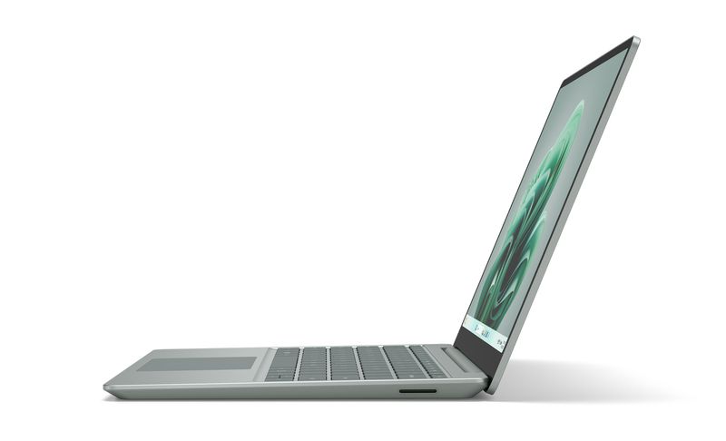 Microsoft-Surface-Laptop-Go-3-124--Salvia-i5-1235U-8-GB-256-GB-SSD-W11-XK1-00035