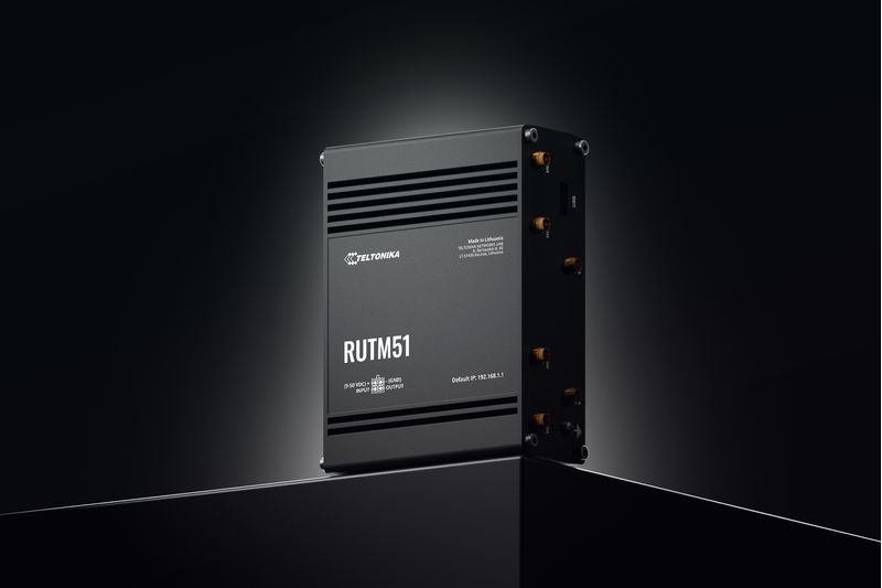 Teltonika--Router-RUTM51-Industrial-5G---Router-router-wireless-Gigabit-Ethernet-Dual-band--2.4-GHz-5-GHz--Nero