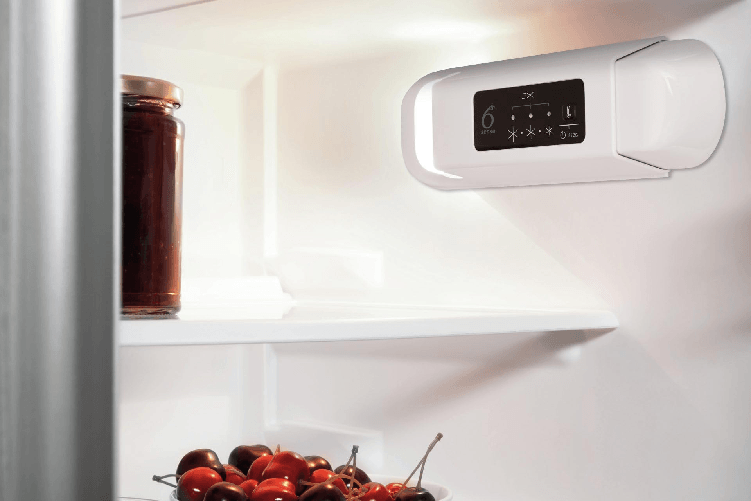 Whirlpool-ART-3802-FRIGORIFERO-INCASSO-2-PORTE-218LT-H144-CM-BIANCO-CLASSE-E