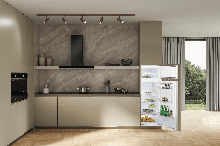 Whirlpool-ART-3802-FRIGORIFERO-INCASSO-2-PORTE-218LT-H144-CM-BIANCO-CLASSE-E