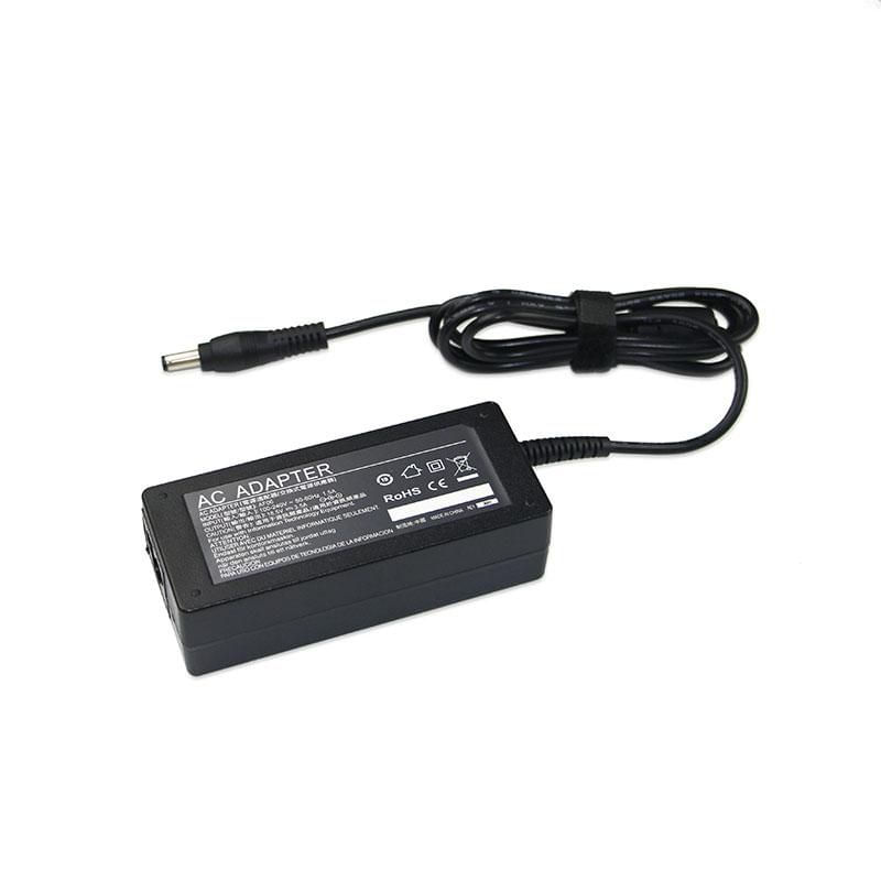 CoreParts MBA1238 adattatore e invertitore Interno 65 W Nero