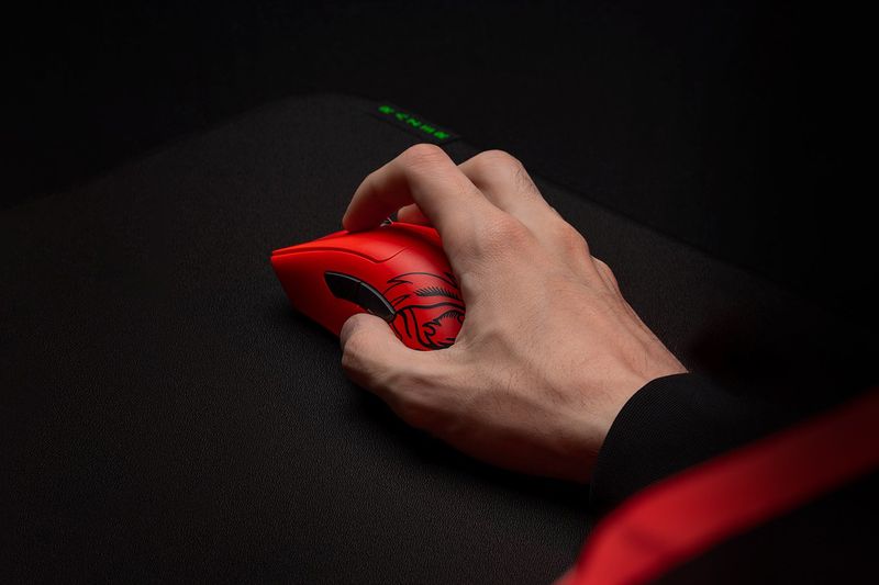 Razer-DeathAdder-V3-Pro-Faker-Edition-mouse-Mano-destra-RF-Wireless---USB-Type-C-Ottico-30000-DPI--RAZER-DEATHADDER-V3-P
