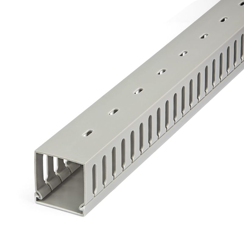 StarTech.com-Canalina-di-cablaggio-cavi-scanalata-con-coperchio-50mm-P-x-50mm-H---2m-L---8mm-canalina-passacavi-in-PVC