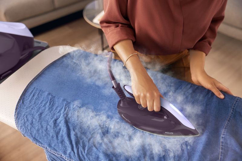 Philips-7000-series-PSG7050-30-ferro-da-stiro-a-caldaia-2100-W-18-L-Piastra-soletta-SteamGlide-Elite-Viola