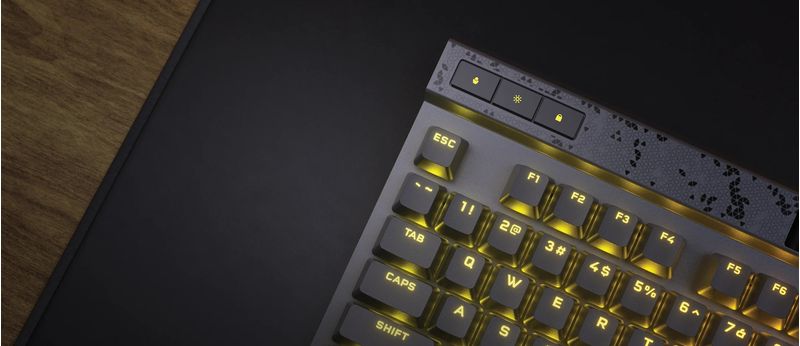 Tastiera-da-gioco-meccanica-magnetica-Corsair-K70-MAX-RGB---interruttore-MGX