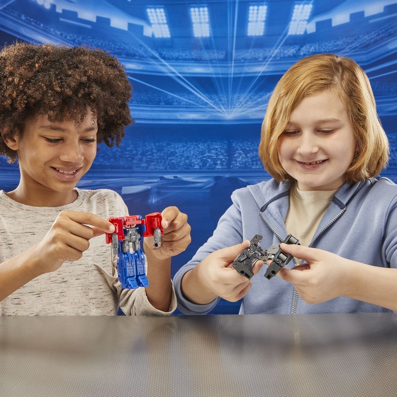 Hasbro-Robot-Battlers-Optimus-Prime-e-Megatron-Transformers