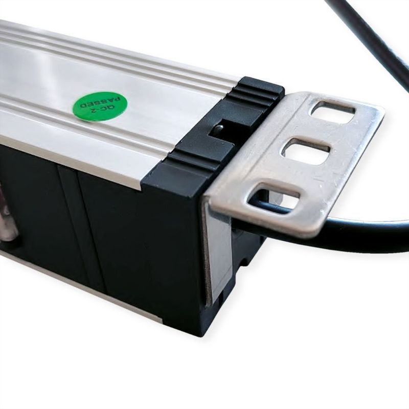 Value-19-1Uh-Pdu-7---Way-Socket-45-With-Overload-Protector-2M