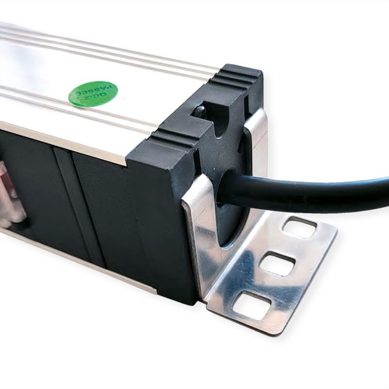 Value-19-1Uh-Pdu-7---Way-Socket-45-With-Overload-Protector-2M