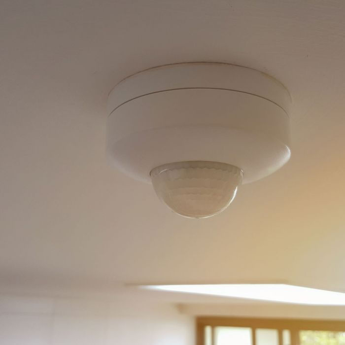 V-TAC-Sensore-di-Movimento-a-Infrarossi-360°-Montaggio-a-Plafone-Colore-Bianco--Max-300W--IP20
