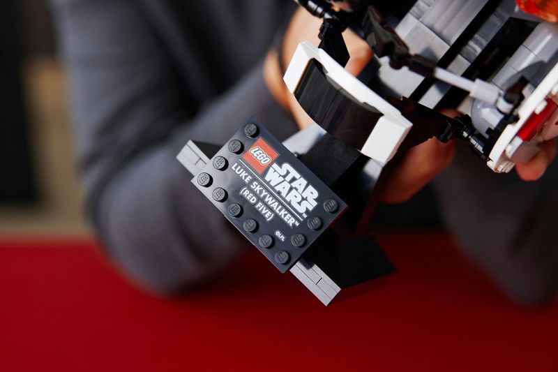 LEGO-Star-Wars-Casco-di-Luke-Skywalker--Red-Five-