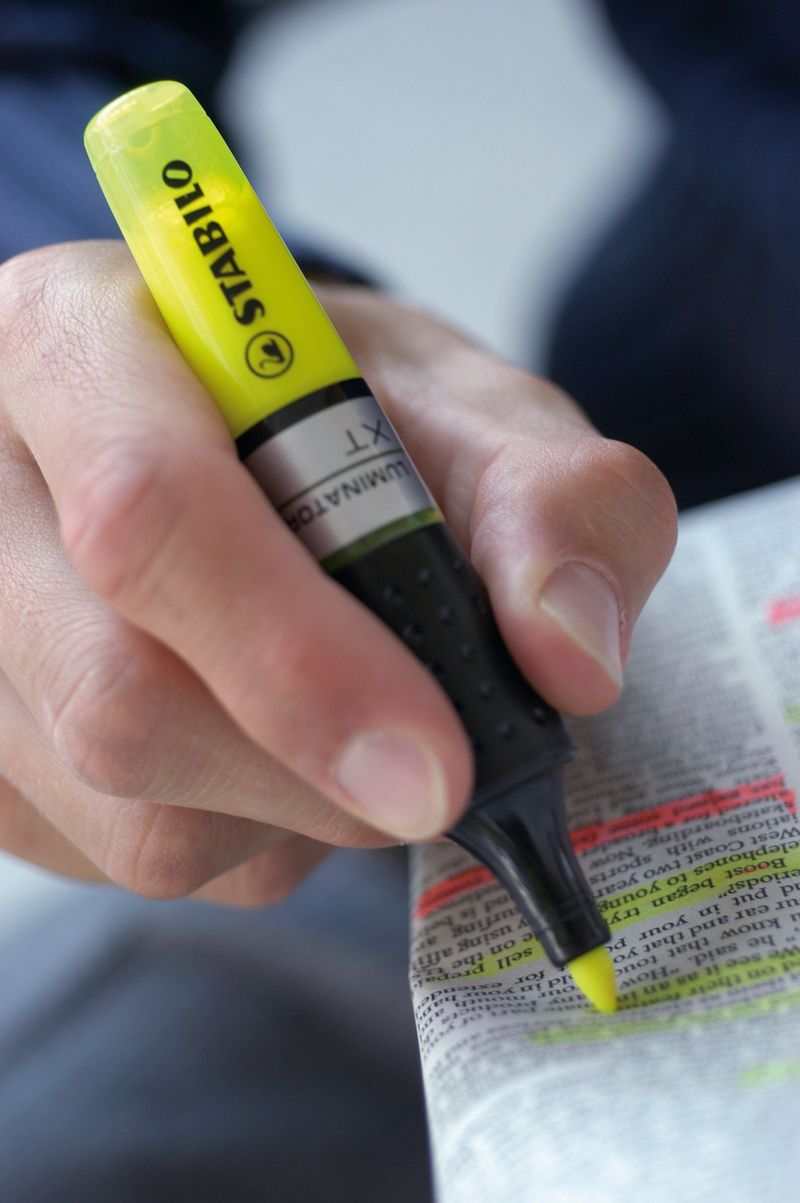 EVIDENZIATORE-STABILO-LUMINATOR-ROSSO-40