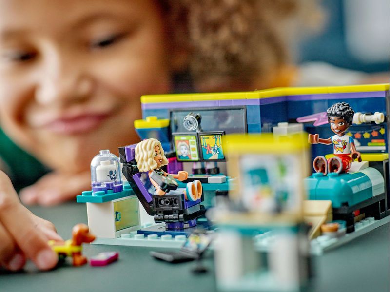 LEGO-Friends-La-cameretta-di-Nova