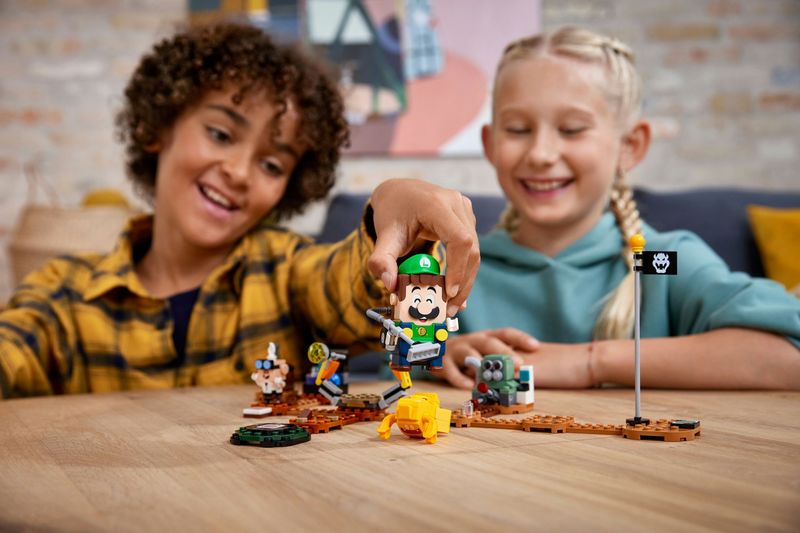 LEGO-Super-Mario-Laboratorio-e-Poltergust-ei-Luigi-s-Mansion