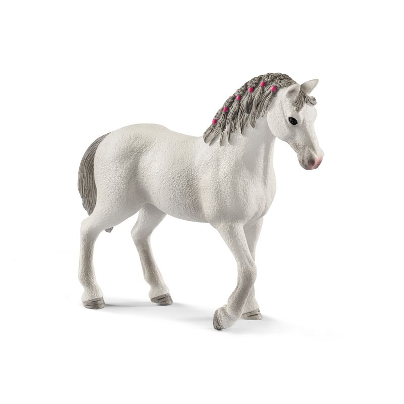 schleich-Farm-World-Vet-visiting-mare-and-foal